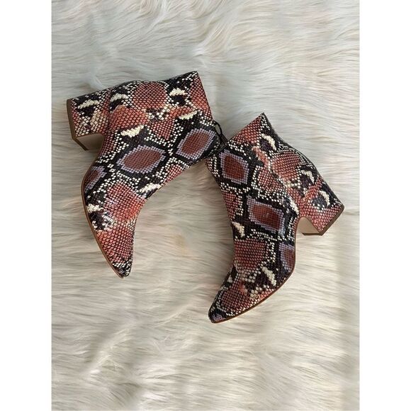 Matisse Goldie Snakeskin Print Booties (Size 6) - Picture 3 of 12